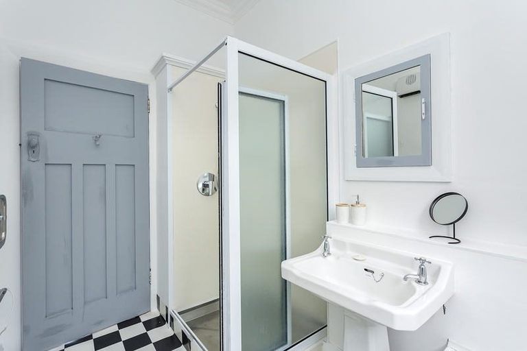 Photo of property in 125 Maryhill Terrace, The Glen, Dunedin, 9011