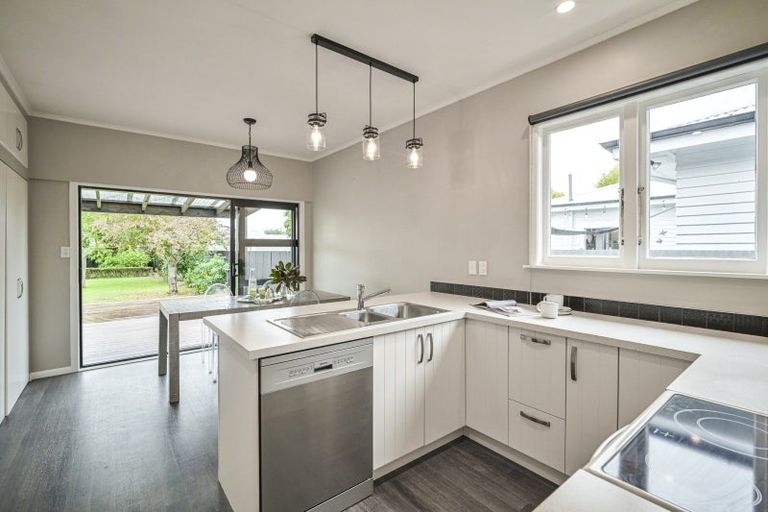 Photo of property in 810 Queen Street East, Parkvale, Hastings, 4122