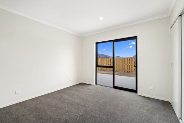 Photo of property in 12 Sawdon Street, Wanaka, 9305