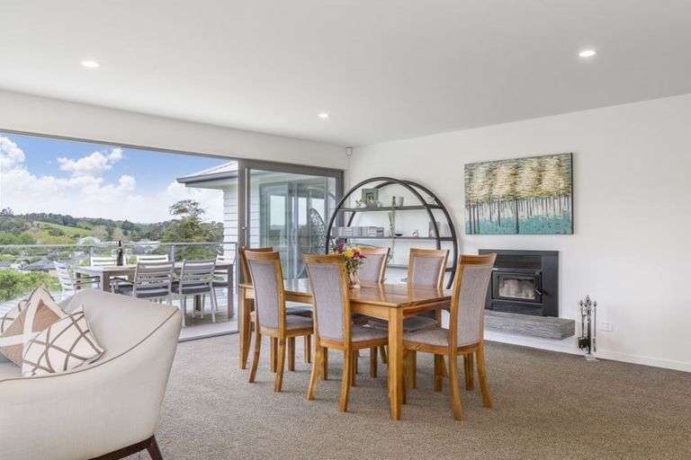 Photo of property in 4 Penney Rise, Matakana, 0985