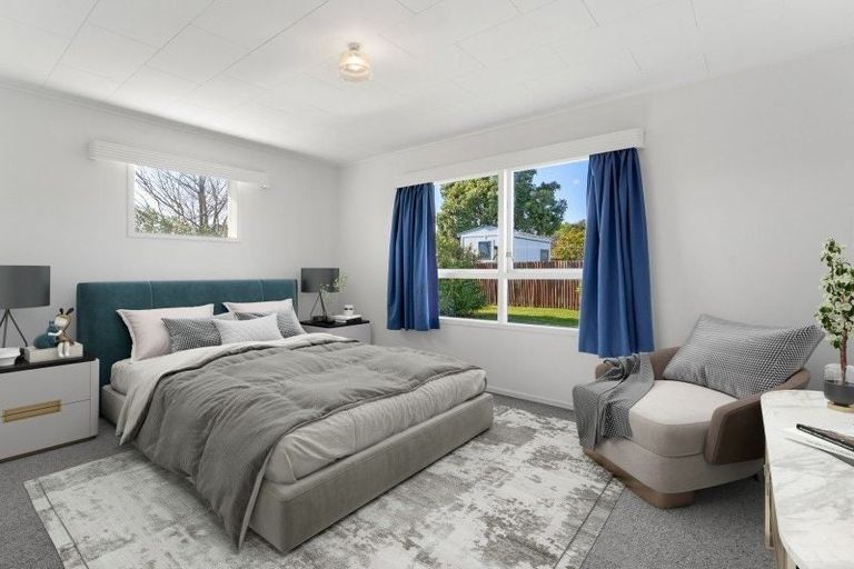 Photo of property in 4 Greenwood Place, Paraparaumu, 5032