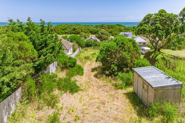 Photo of property in 60 Karaka Street, Castlecliff, Wanganui, 4501