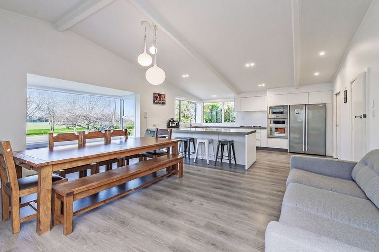 Photo of property in 25 Roydvale Avenue, Burnside, Christchurch, 8042