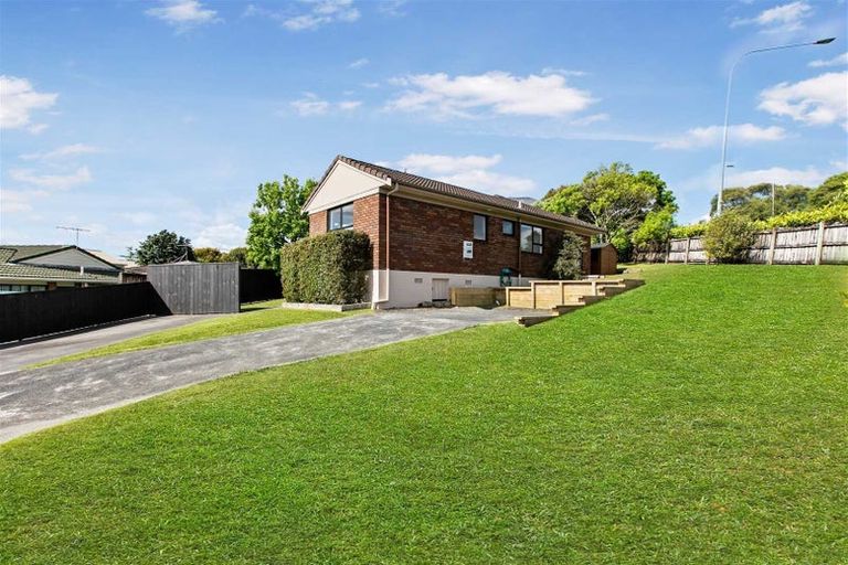 Photo of property in 1 Centorian Drive, Windsor Park, Auckland, 0632
