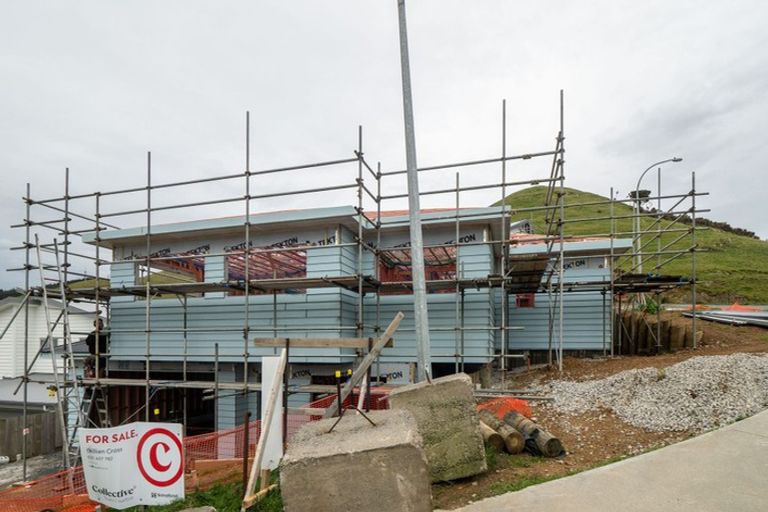 Photo of property in 17 Prestwich Rise, Churton Park, Wellington, 6037