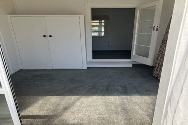 Photo of property in 109 Beachville Road, Redcliffs, Christchurch, 8081