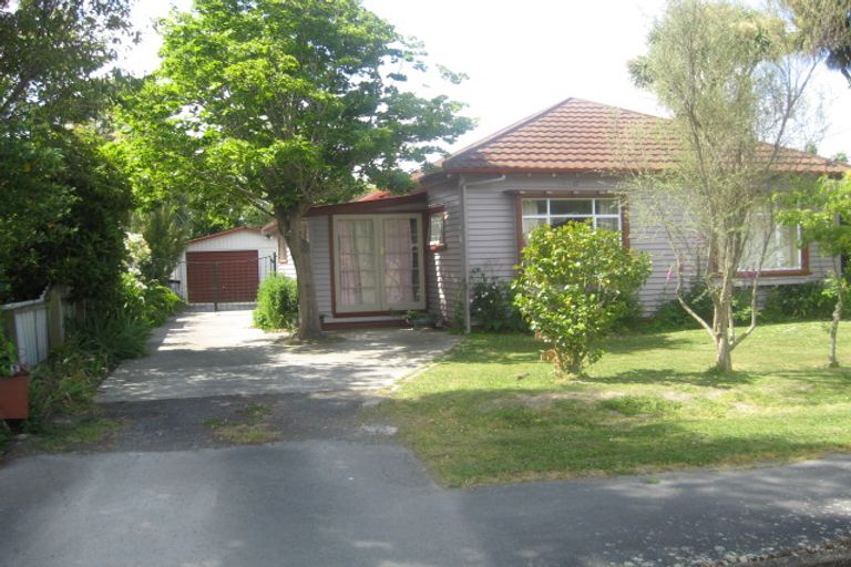 Photo of property in 59 Martin Avenue, Beckenham, Christchurch, 8023