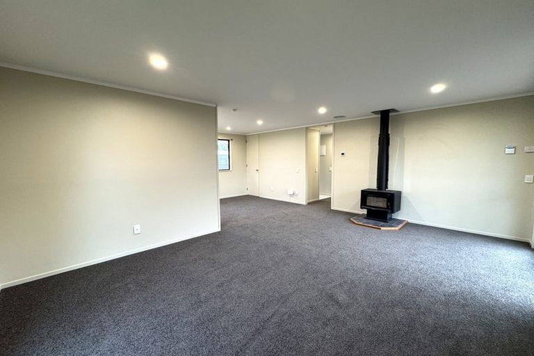 Photo of property in 18 Cargill Grove, Kelvin Grove, Palmerston North, 4414