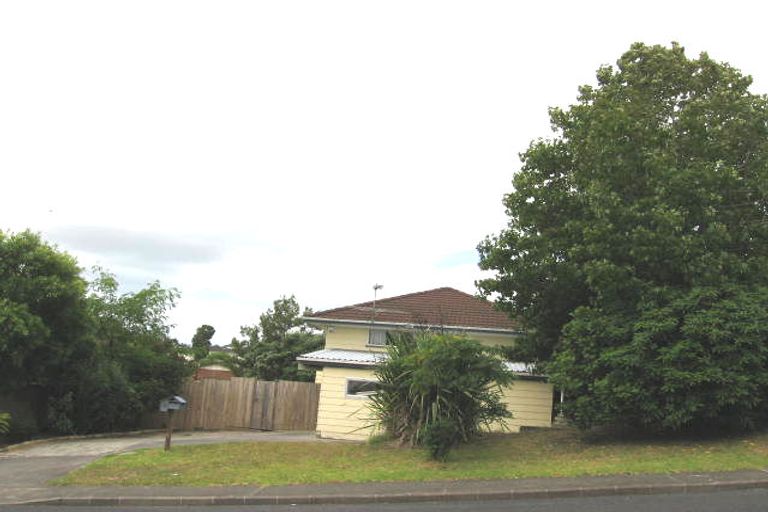 Photo of property in 99 Lynn Road, Bayview, Auckland, 0629