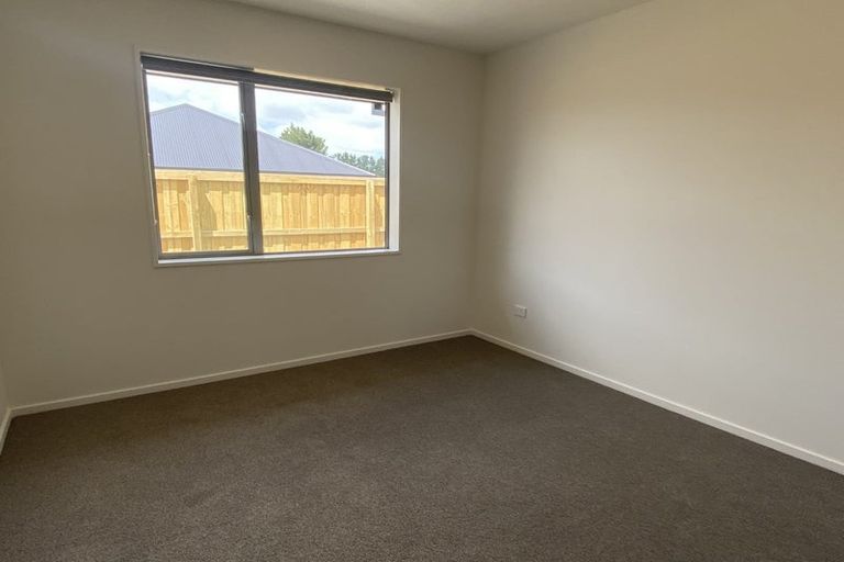 Photo of property in 151 Shillingford Boulevard, Rolleston, 7615