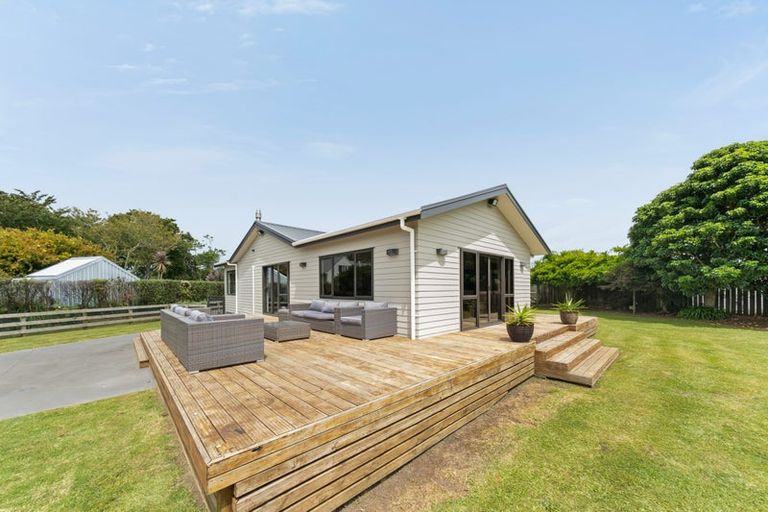 Photo of property in 1 Whitcombe Street, Lepperton, New Plymouth, 4373