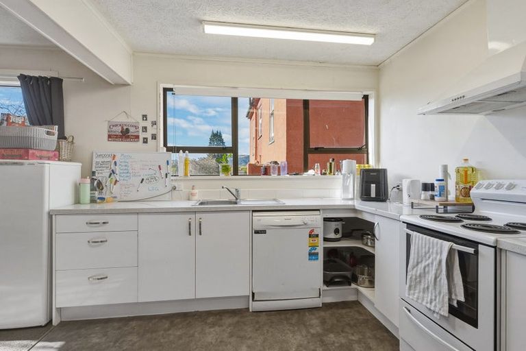 Photo of property in 66 Royal Terrace, Dunedin Central, Dunedin, 9016