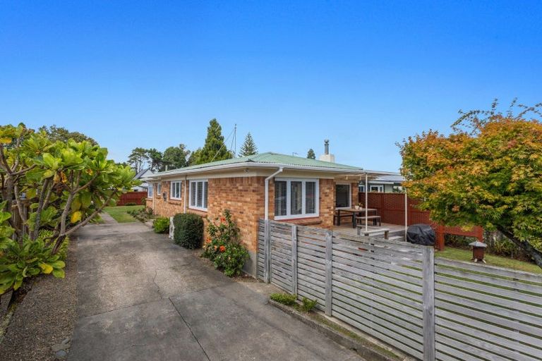 Photo of property in 28 Riverside Drive, Whakatane, 3120