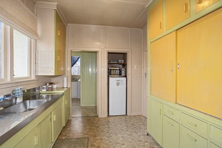 Photo of property in 153 Seaward Road, Edendale, 9825