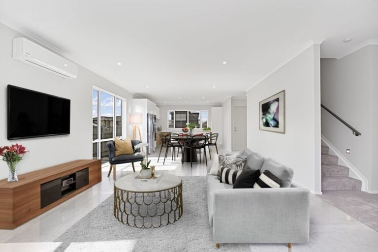 Photo of property in 12 Kainga Lane, Whenuapai, Auckland, 0618