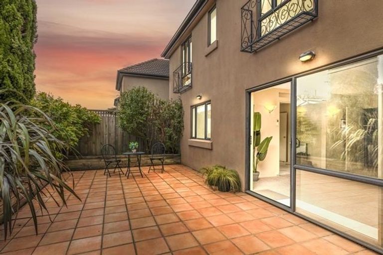 Photo of property in 9 Antrim Street, Sydenham, Christchurch, 8023