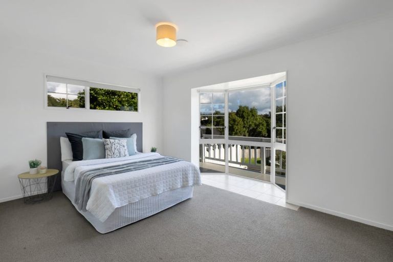Photo of property in 51 Cumberland Street, Merrilands, New Plymouth, 4312