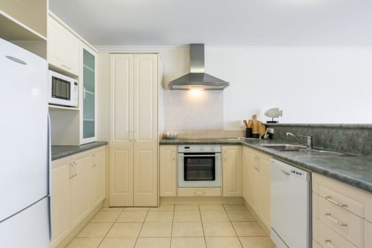 Photo of property in 11/26 West Quay, Ahuriri, Napier, 4110