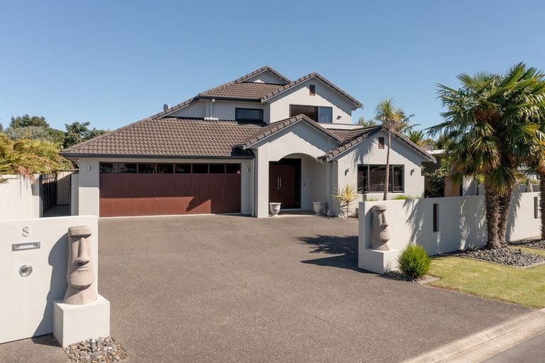 Photo of property in 8 Contour Avenue, Pyes Pa, Tauranga, 3112