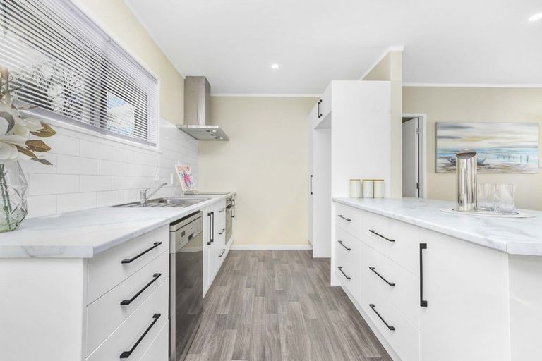 Photo of property in 24 Bremworth Avenue, Dinsdale, Hamilton, 3204