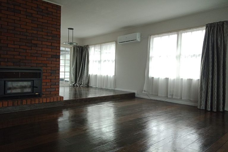 Photo of property in 18 Roysfield Lane, Sunnyhills, Auckland, 2010