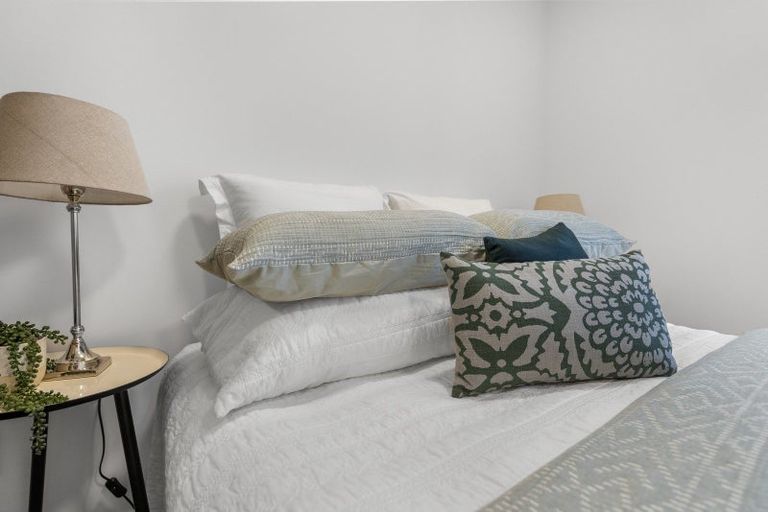 Photo of property in 2/69 Tiketike Way, Brooklyn, Wellington, 6021