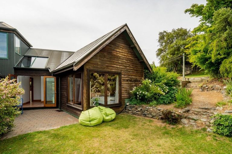 Photo of property in 7 Scaife Place, Wanaka, 9305