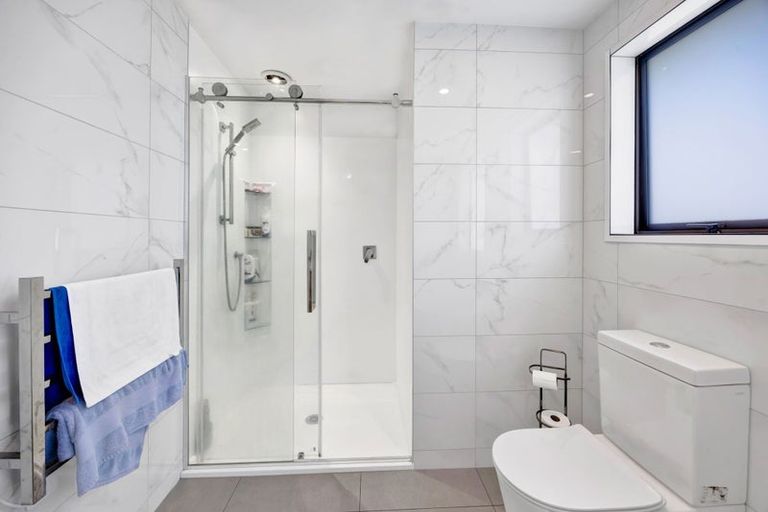 Photo of property in 189 Namu Road, Opunake, 4681