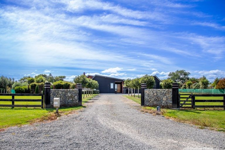 Photo of property in 5-7 Ferry Road, Martinborough, 5711
