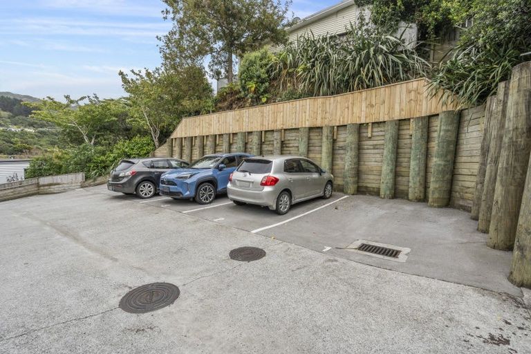 Photo of property in 2/7 Handyside Street, Tawa, Wellington, 5028