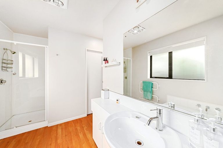 Photo of property in 2/95 Saint James Avenue, Papanui, Christchurch, 8053