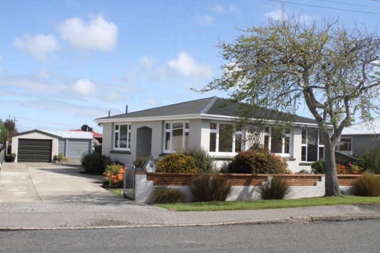 Photo of property in 39 Mary Street, Winton, 9720