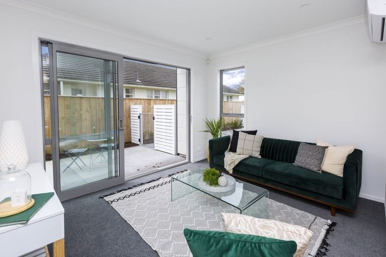 Photo of property in 44c Pine Avenue, Upper Hutt Central, Upper Hutt, 5018