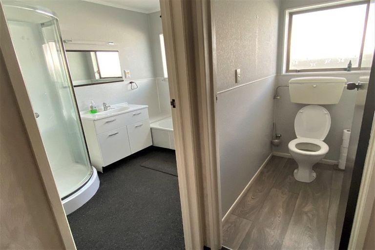 Photo of property in 6 Hussey Street, Oakura, 4314