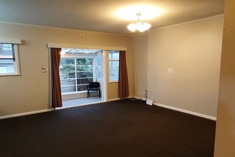 Photo of property in 31 Parata Street, Hokowhitu, Palmerston North, 4410