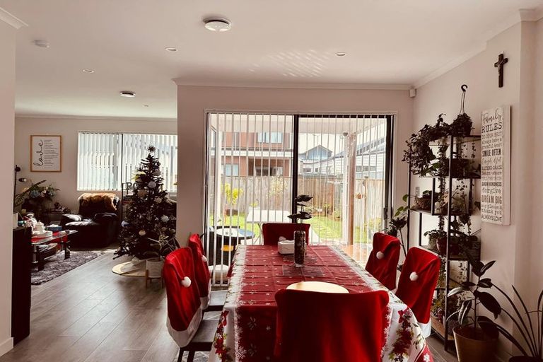 Photo of property in 49 Clayden Shuttleworth Street, Papakura, 2110