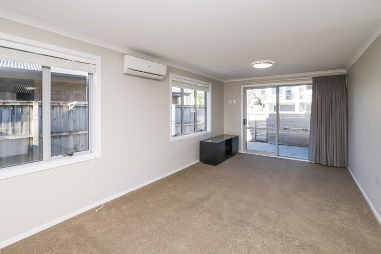 Photo of property in 9/27 Jones Crescent, Melville, Hamilton, 3206