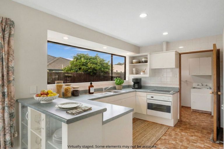 Photo of property in 8 Peebles Drive, Hei Hei, Christchurch, 8042