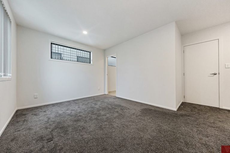 Photo of property in 9 Tapuwae Way, Mangere Bridge, Auckland, 2022