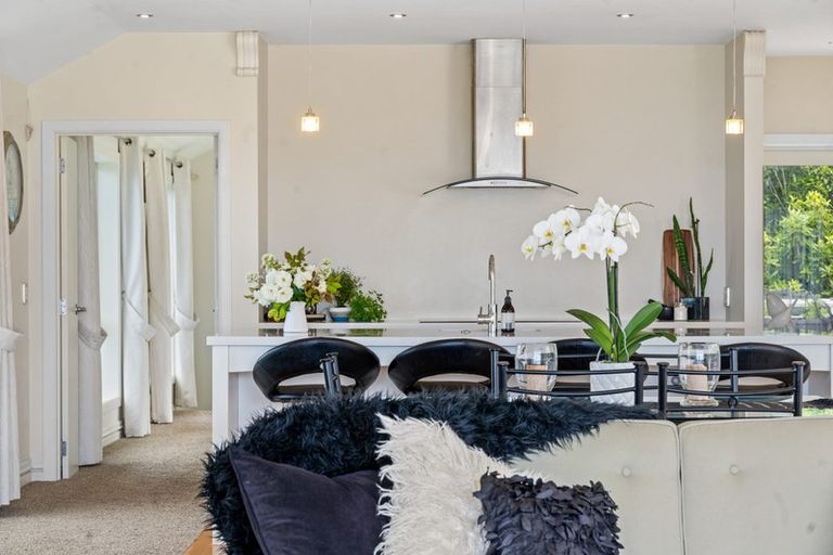 Photo of property in 31 Hythe Terrace, Mairangi Bay, Auckland, 0630