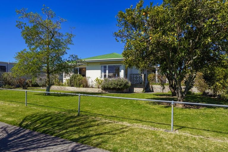 Photo of property in 33 Wharerangi Road, Tamatea, Napier, 4112