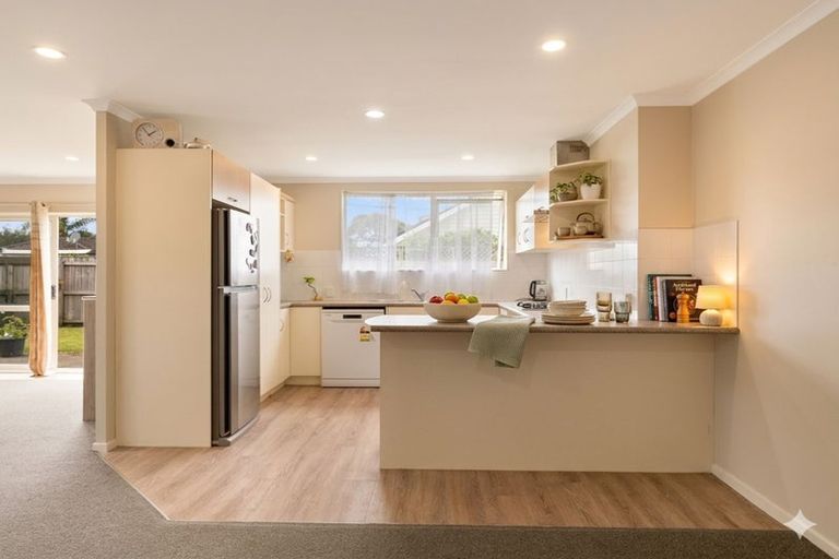 Photo of property in 29 Takatu Place, Takanini, 2112