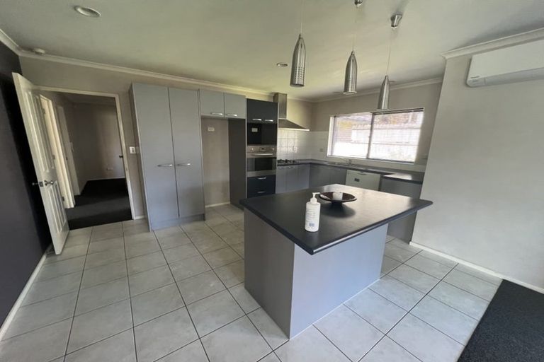 Photo of property in 47 Wayne Francis Drive, East Tamaki, Auckland, 2016