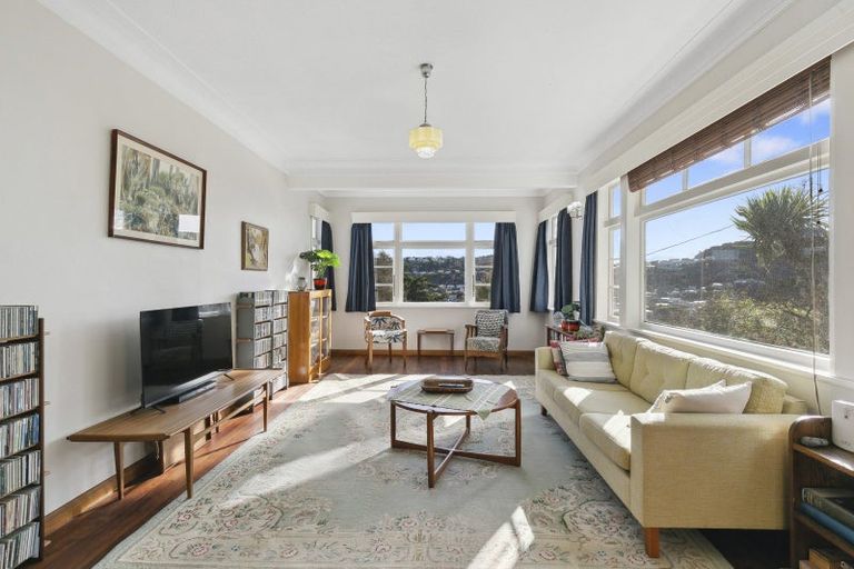 Photo of property in 56 Totara Road, Miramar, Wellington, 6022