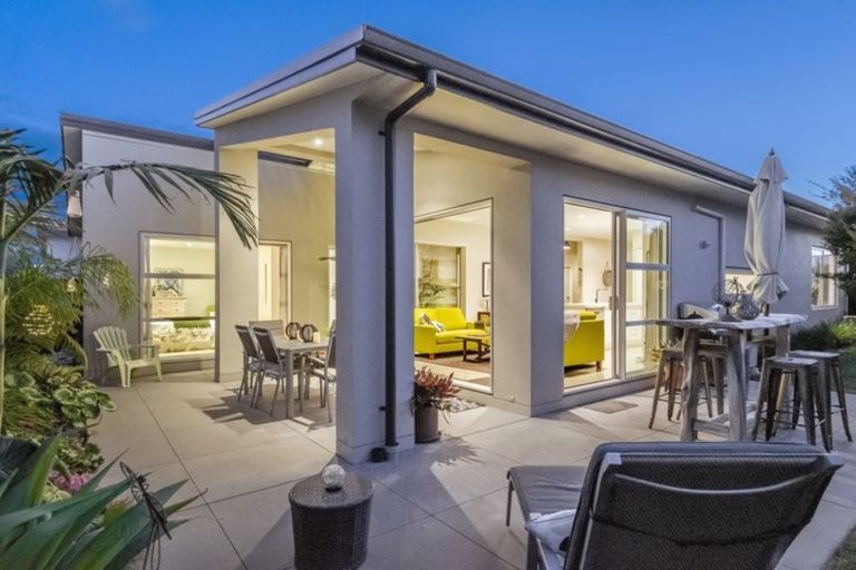 Photo of property in 20 Saint Pauls Drive, Brookfield, Tauranga, 3110