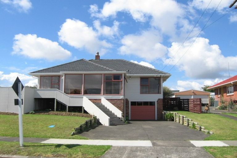 Photo of property in 4 Cardiff Road, Pakuranga, Auckland, 2010