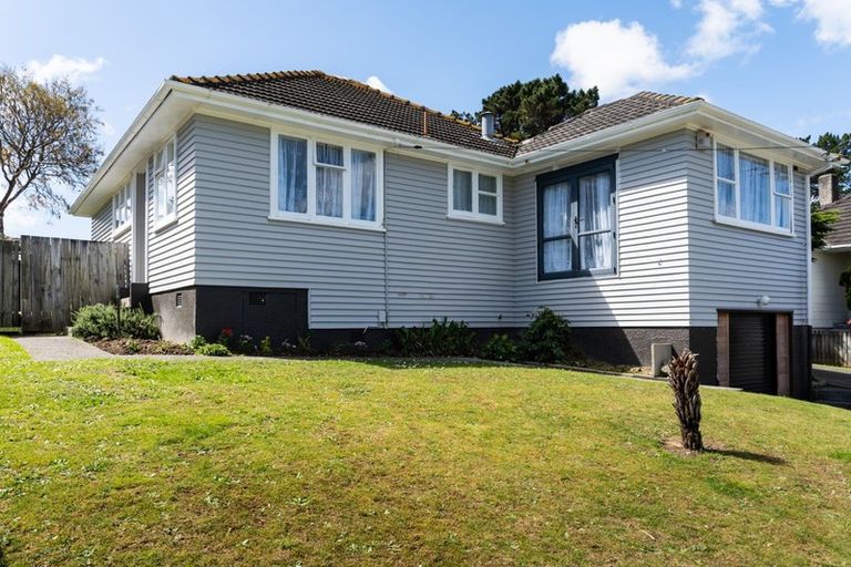 Photo of property in 71 Mckillop Street, Ranui, Porirua, 5024