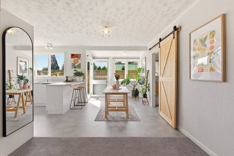 Photo of property in 4 Kent Street, Kingston, Athol, 9793