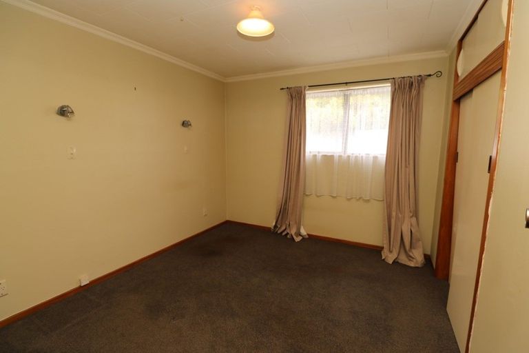 Photo of property in 14 Whittaker Street, Foxton, 4814