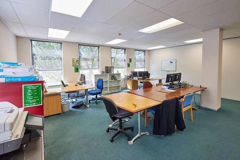 Photo of property in Molesworth House, 9/101a Molesworth Street, Thorndon, Wellington, 6011